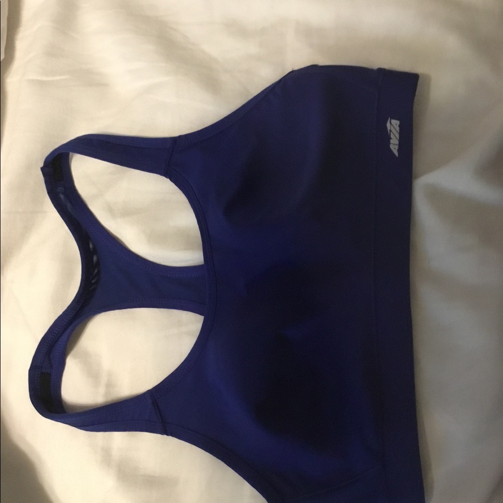 Sports bra